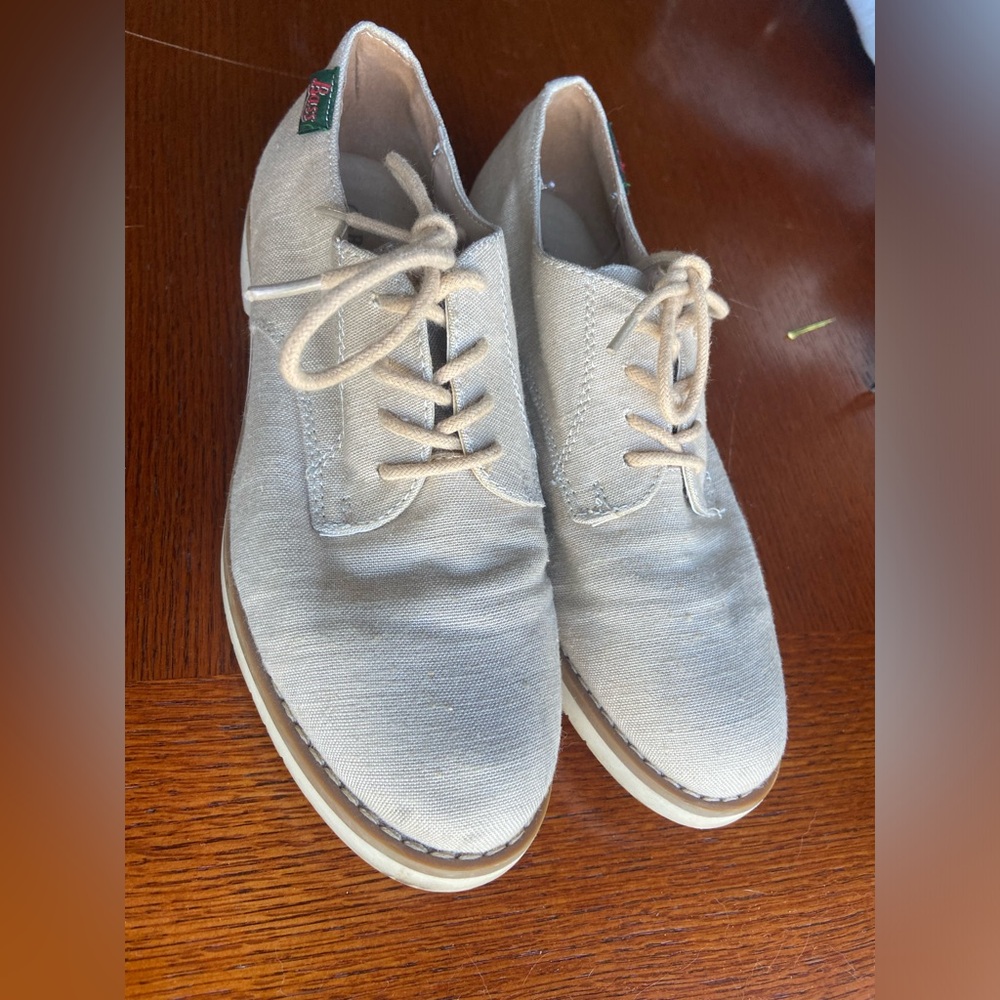 Bass shoes size 6 men’s